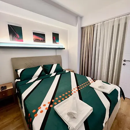 Corner Penthouse In The Center Of Apartamento