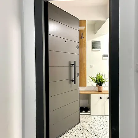 Corner Penthouse In The Center Of Apartamento Skopie