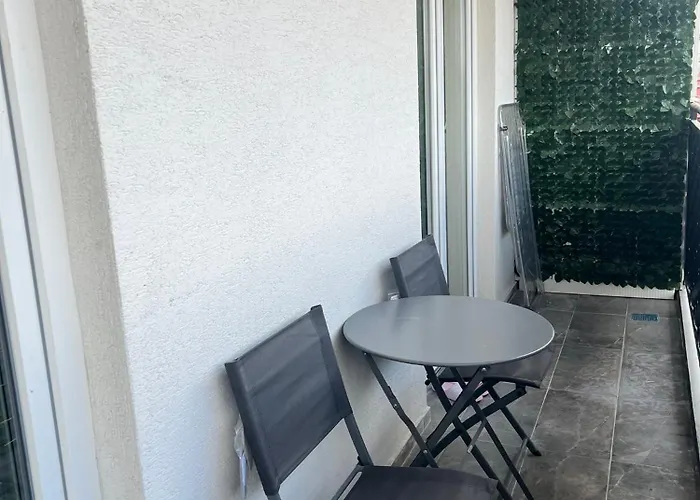 Corner Penthouse In The Center Of