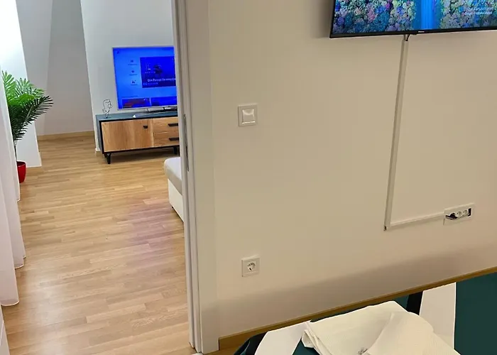 Apartamento Corner Penthouse In The Center Of *