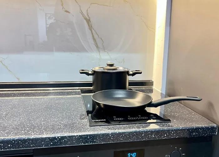 Apartment Corner Penthouse In The Center Of *