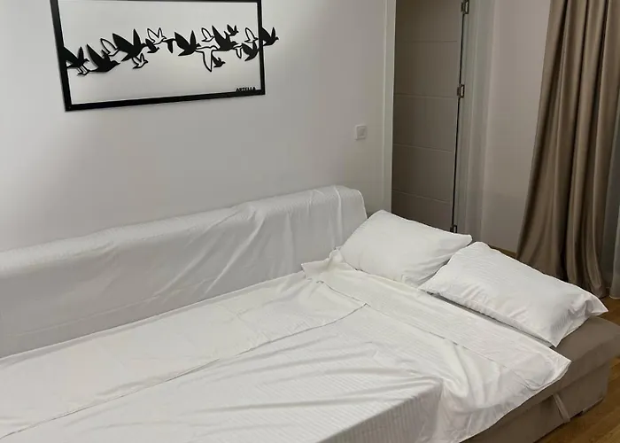 Corner Penthouse In The Center Of *