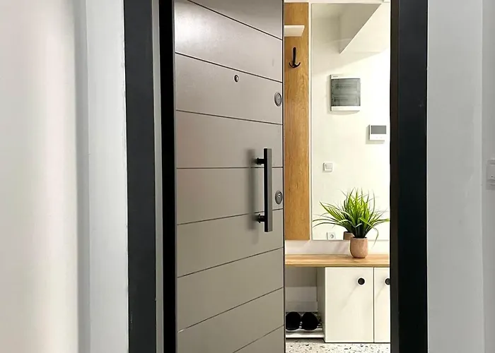 Corner Penthouse In The Center Of Apartamento Skopie