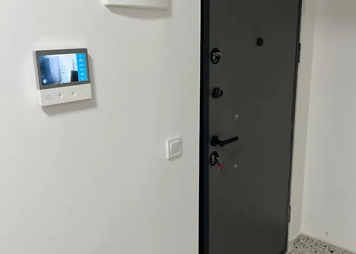 Apartment Corner Penthouse In The Center Of *